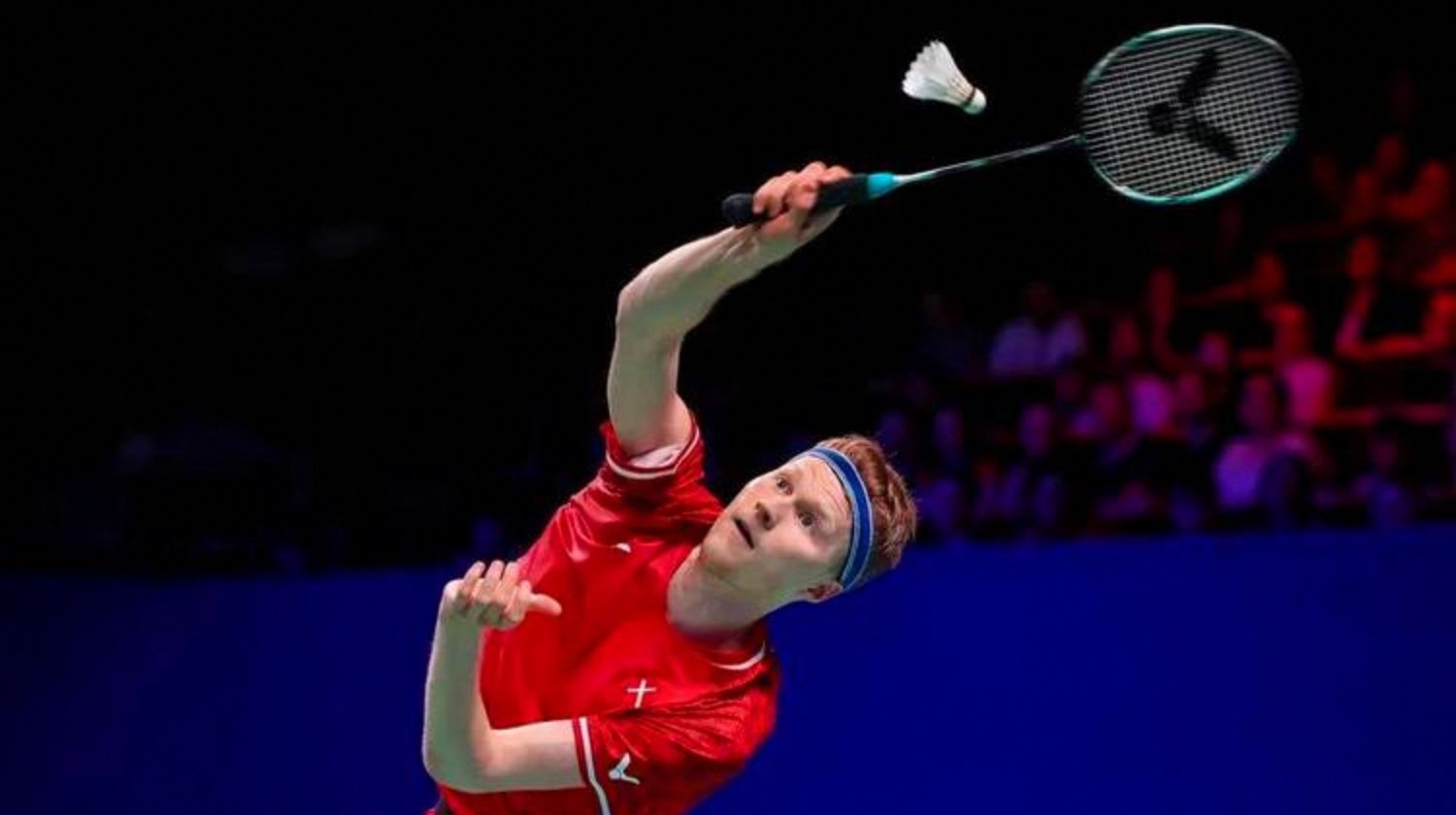 法国队完胜丹麦队，安赛龙统治全场