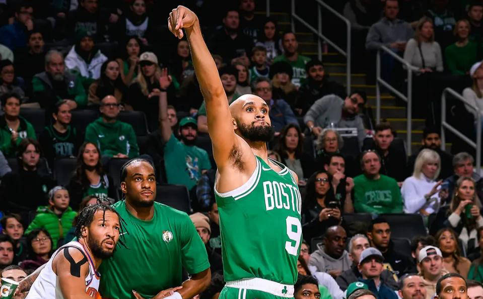 凯尔特人完胜太阳，布伦森点燃赛场